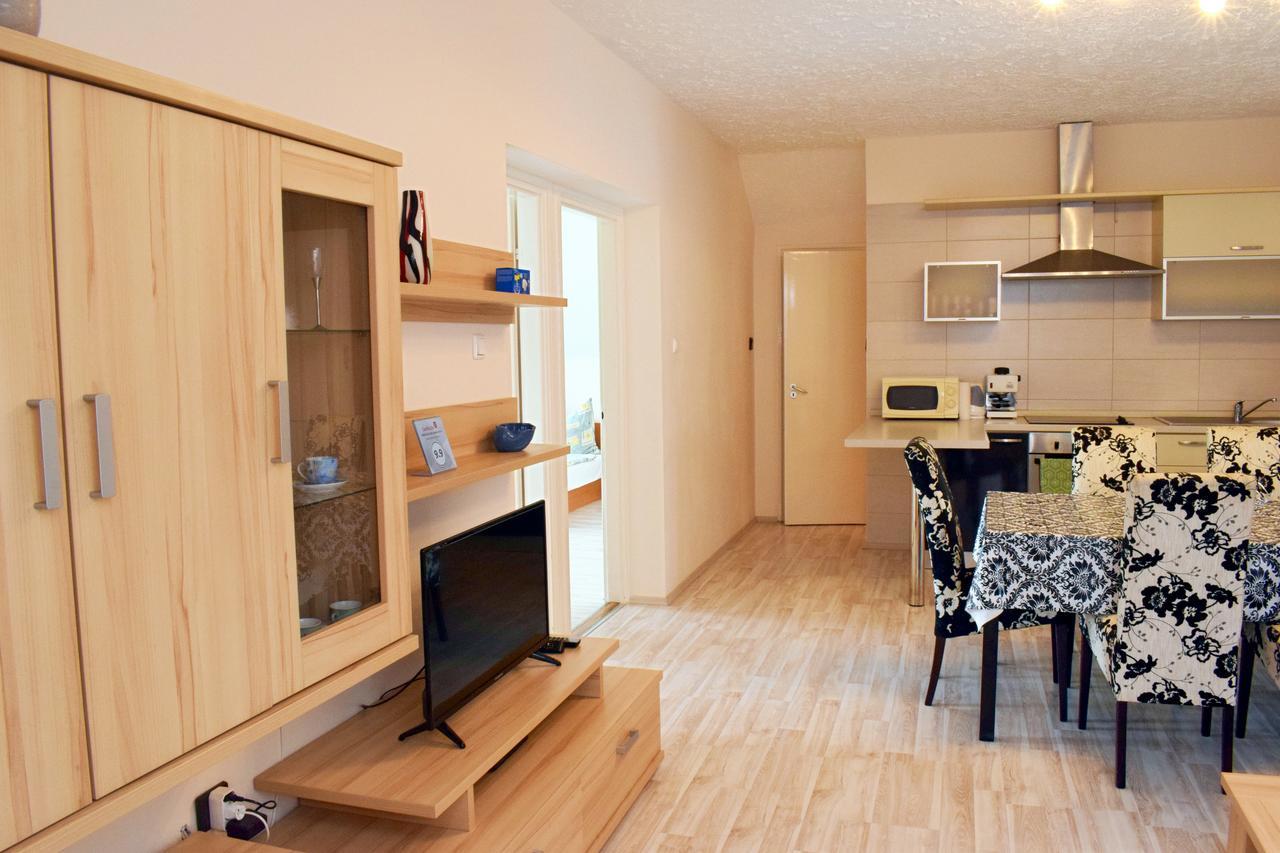 Relax Apartman Zalakaros Exterior photo